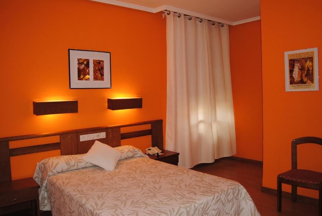 Hotel Pedro Torres Куэнка Экстерьер фото