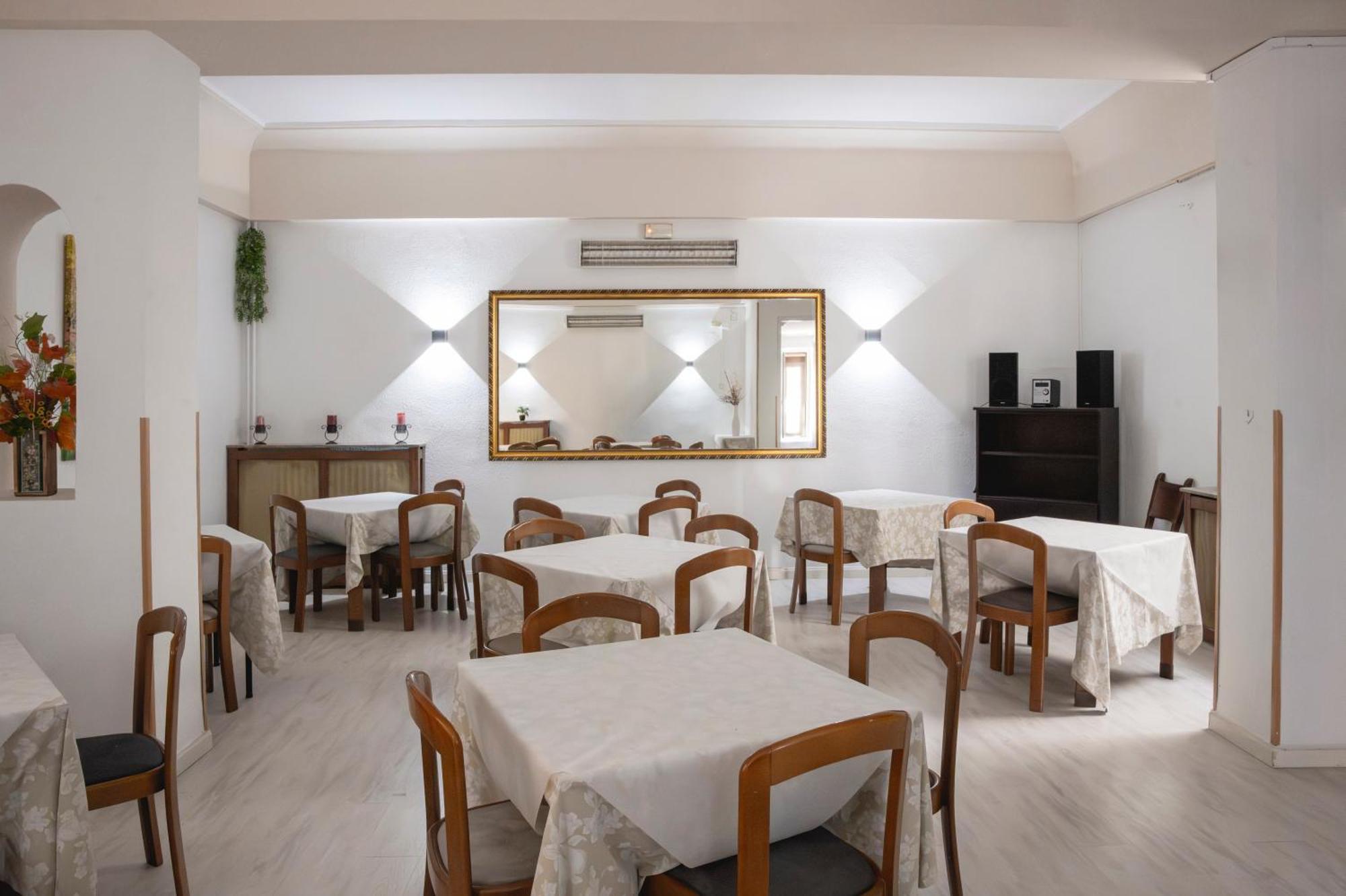 Hotel Pedro Torres Куэнка Экстерьер фото