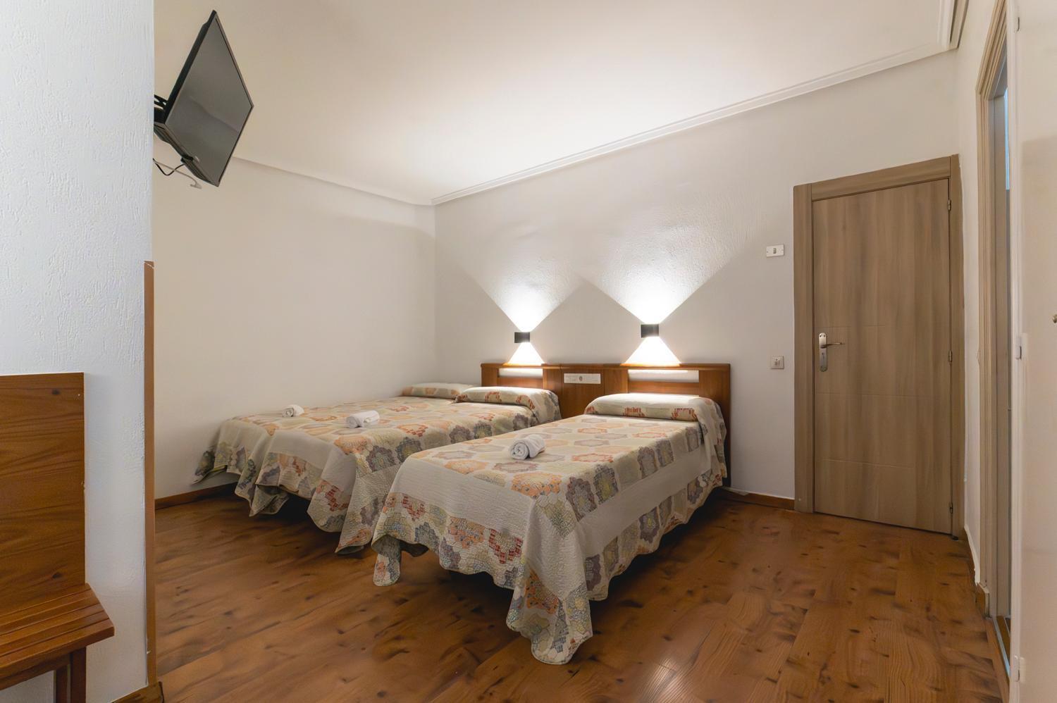 Hotel Pedro Torres Куэнка Экстерьер фото