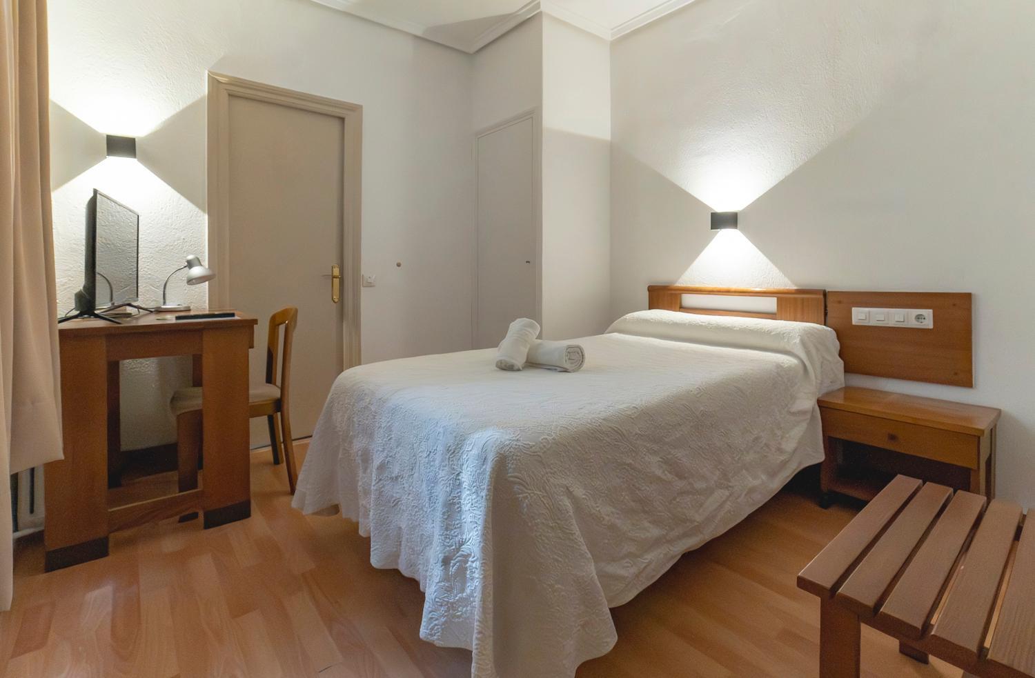 Hotel Pedro Torres Куэнка Экстерьер фото