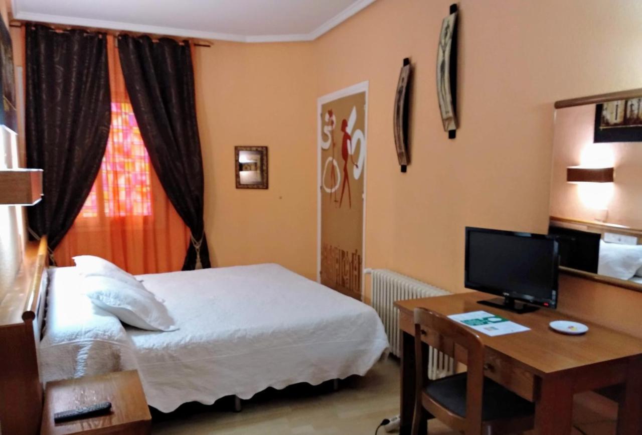 Hotel Pedro Torres Куэнка Экстерьер фото